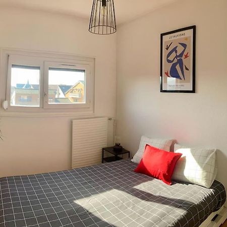 Charmant Appartement Pop - Arty Thonon-les-Bains Exterior photo
